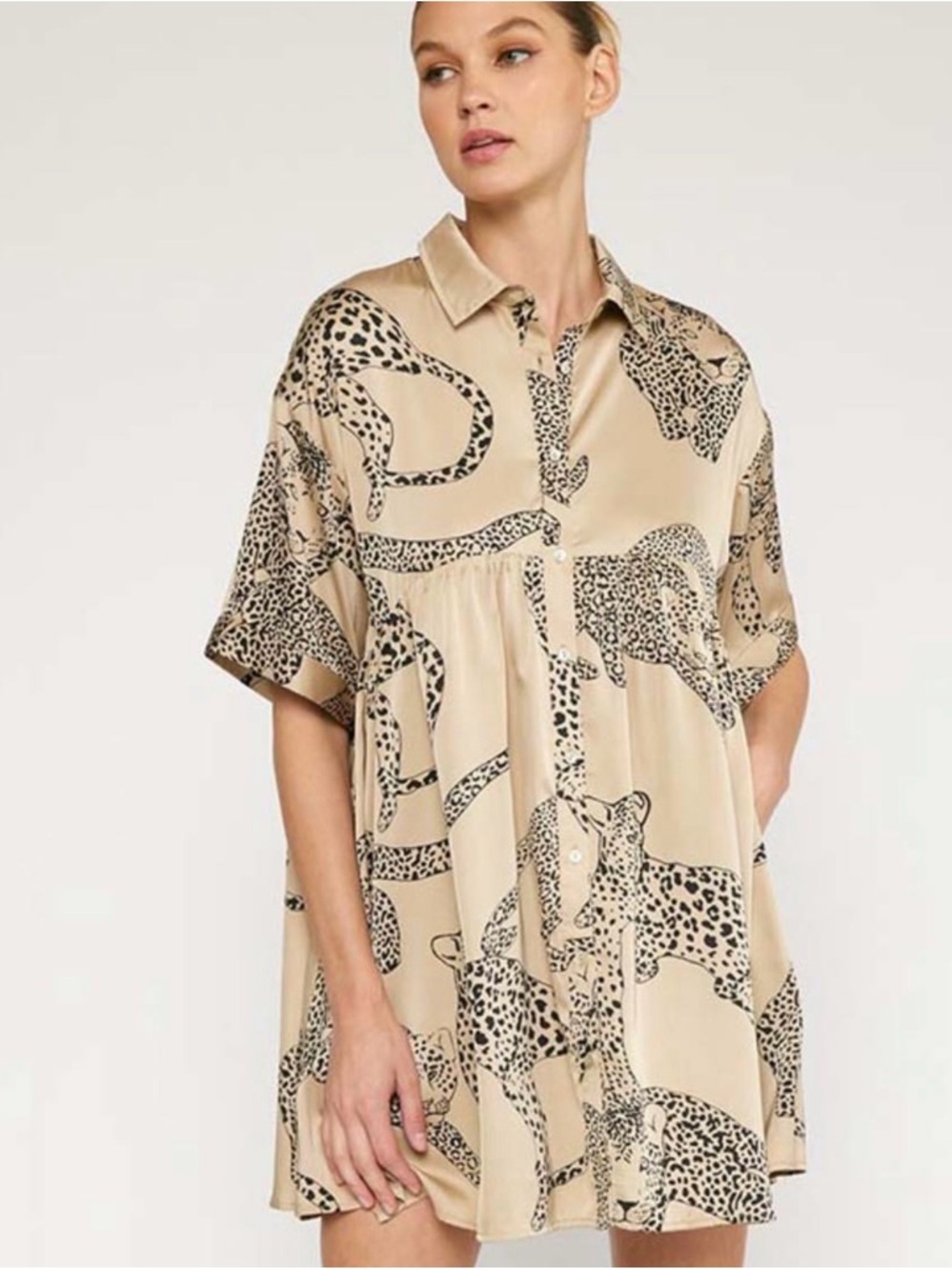 entro Beige and Black Leopard Print Womens Size medium